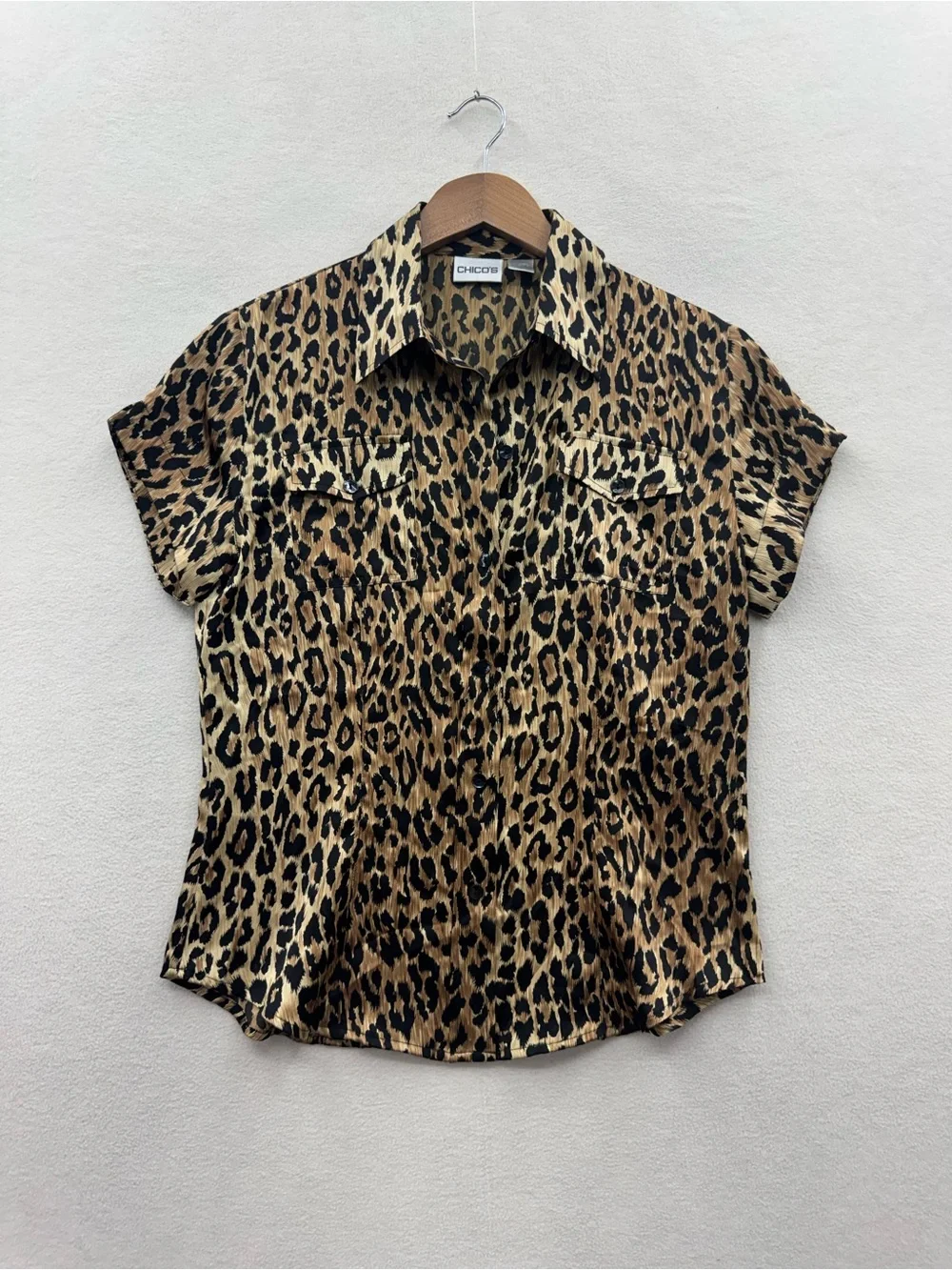 Chico's Women's 0 (small) Button Up Animal Print Leopard Short Sleeve Silk Top
